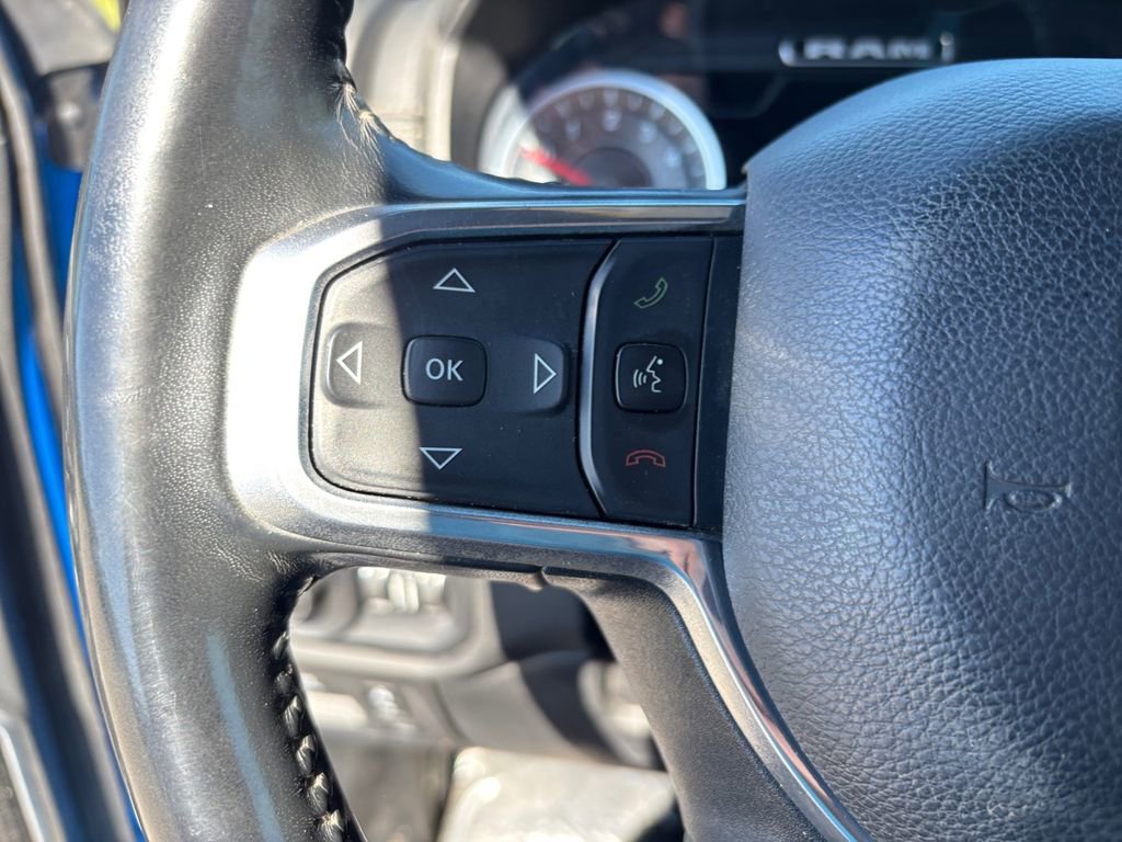 Used 2012 Dodge Grand Caravan SXT FWD image 19
