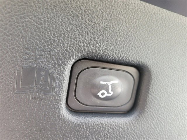 Used 2020 Lincoln Nautilus FWD image 9