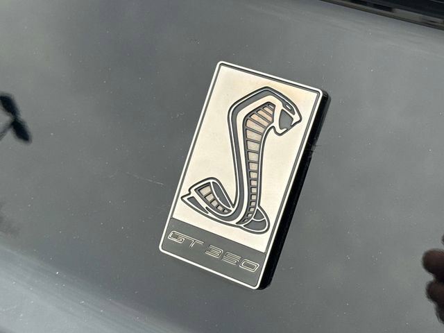 Used 2016 Ford Mustang Shelby GT350 w/ Technology Package image 8