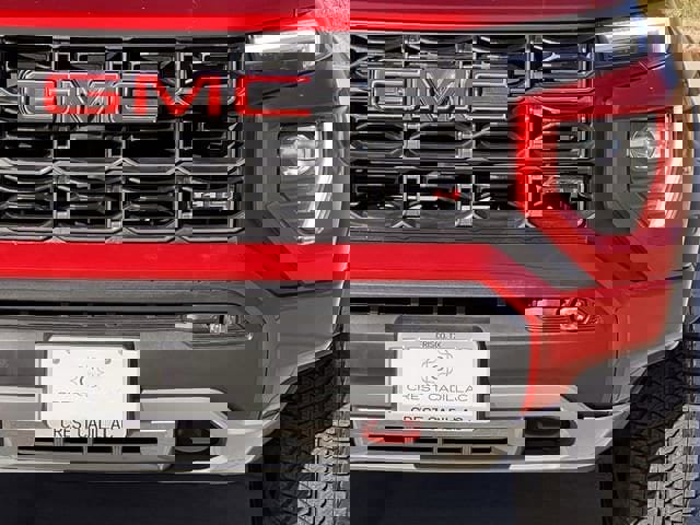 Used 2024 GMC Canyon AT4 image 11