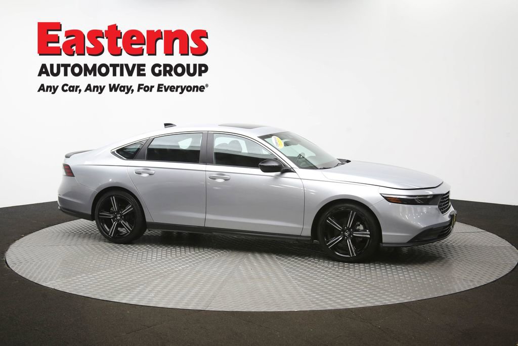 Used 2024 Honda Accord Sport image 45