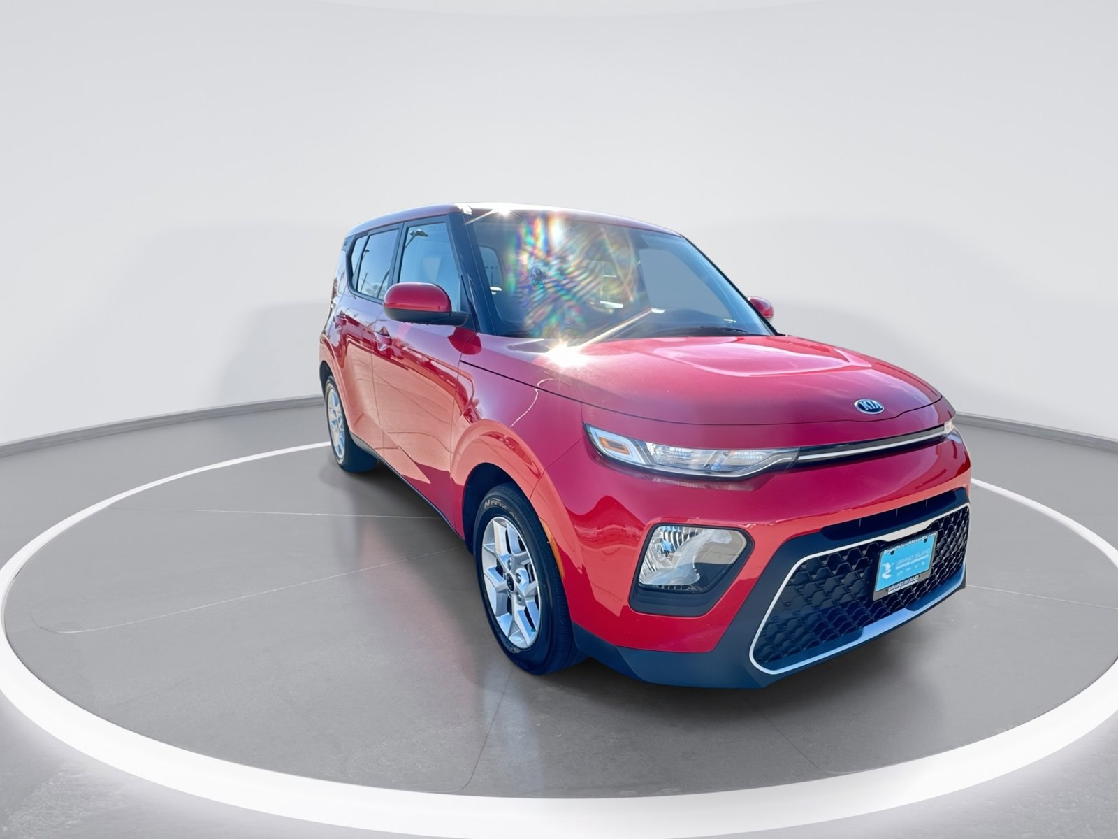 Used 2020 Kia Soul S FWD image 2