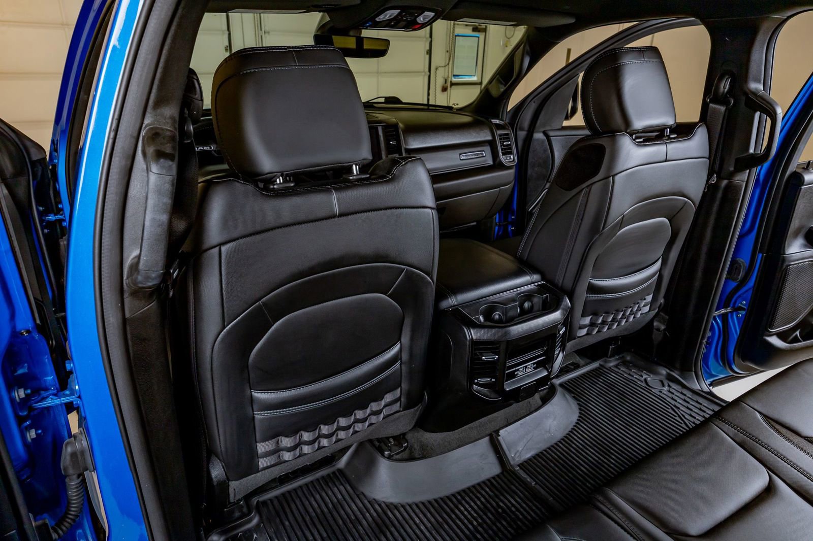 Used 2023 RAM 1500 Big Horn AWD/4WD image 34