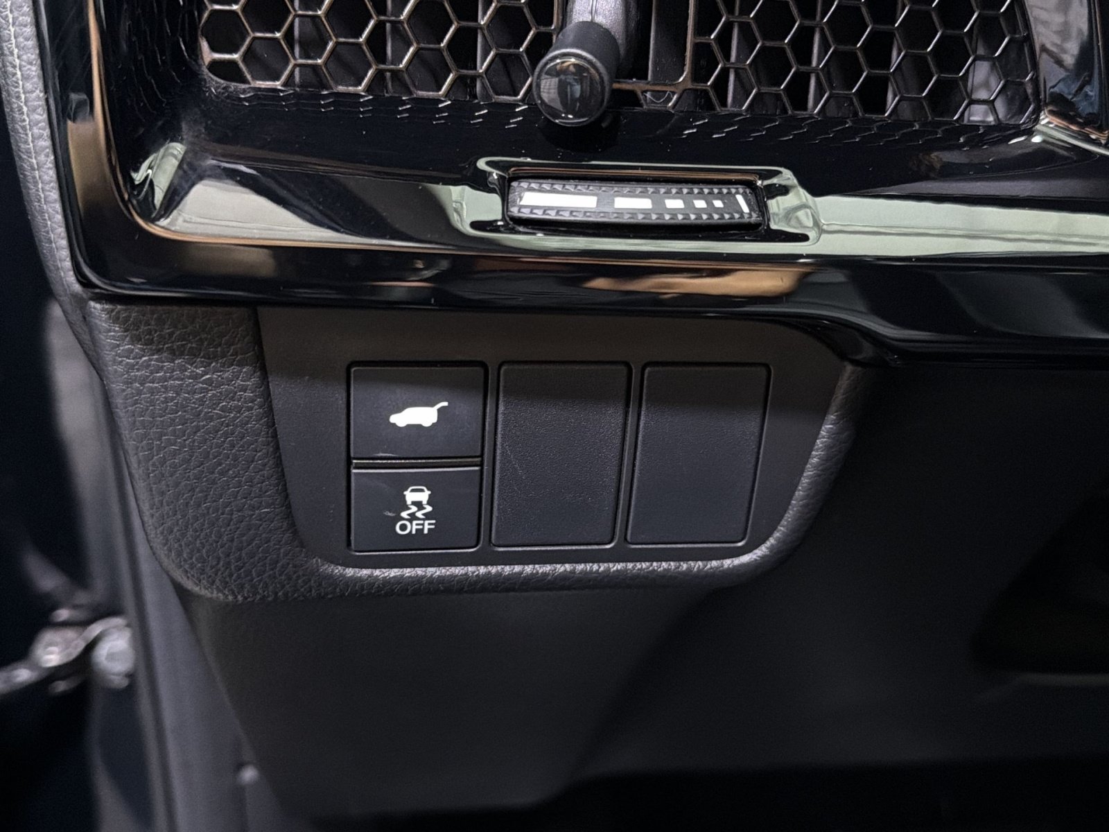 Used 2023 Honda CR-V EX-L image 31