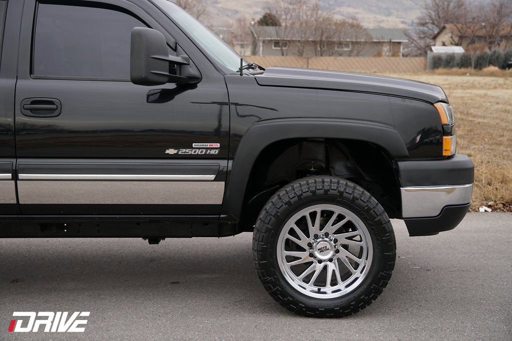 Used 2006 Chevrolet Silverado 2500 LT w/ Skid Plate Package image 13