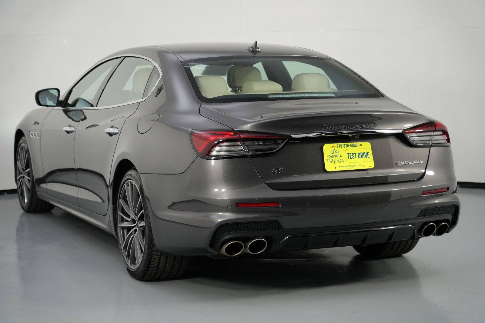 Used 2022 Maserati Quattroporte Modena Q4 image 55