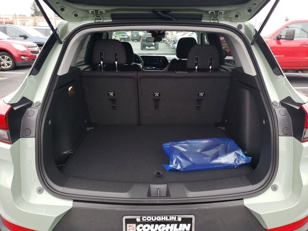 New 2026 Chevrolet TrailBlazer LT w/ Midnight Edition image 19