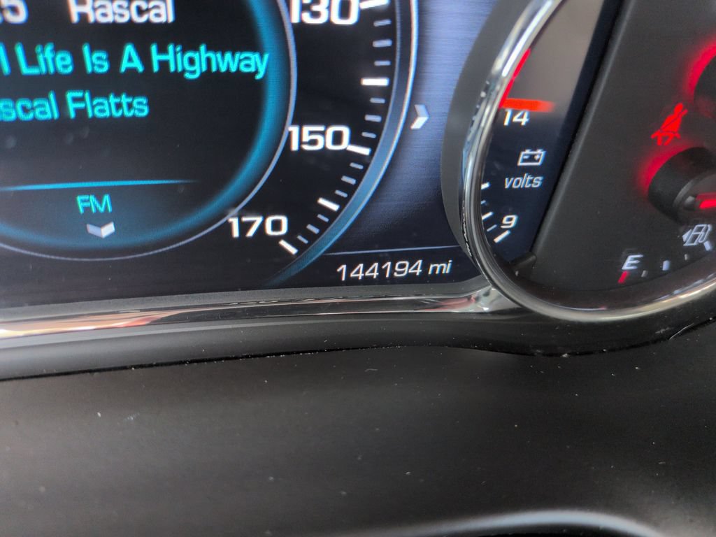 Used 2017 GMC Acadia Denali w/ Technology Package FWD image 16