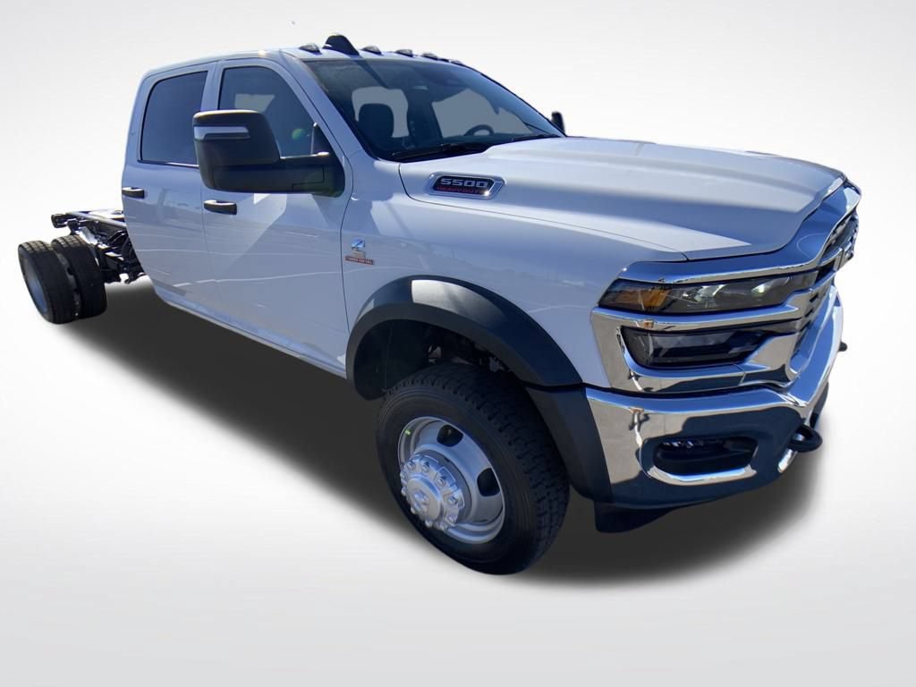 New 2026 RAM 5500 Tradesman w/ Chrome Appearance Group AWD/4WD image 35