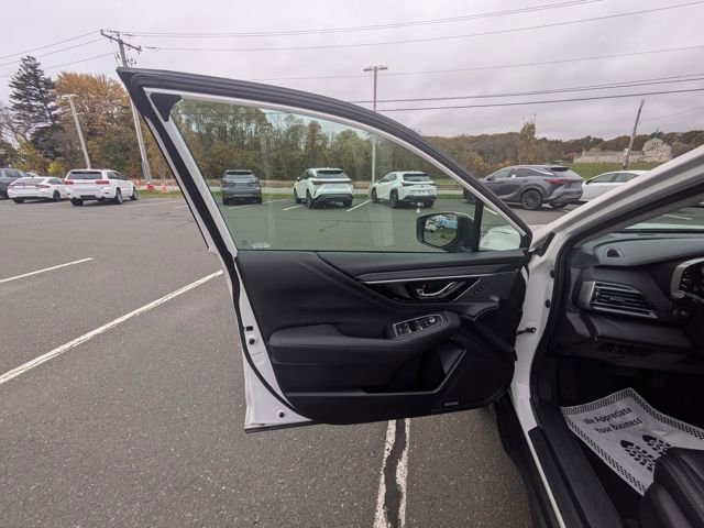 Used 2022 Subaru Outback Limited image 9