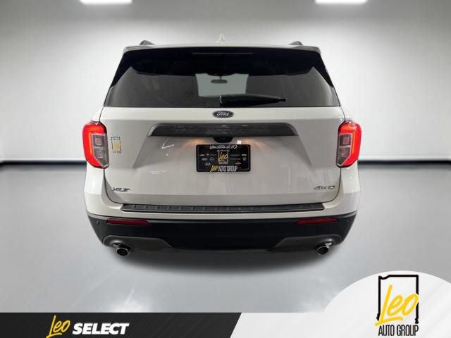 Used 2023 Ford Explorer XLT w/ Equipment Group 202A AWD/4WD image 7
