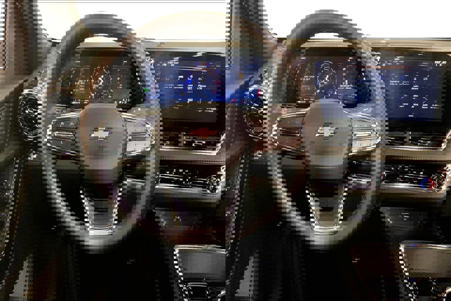 Used 2025 Chevrolet Equinox LT image 5