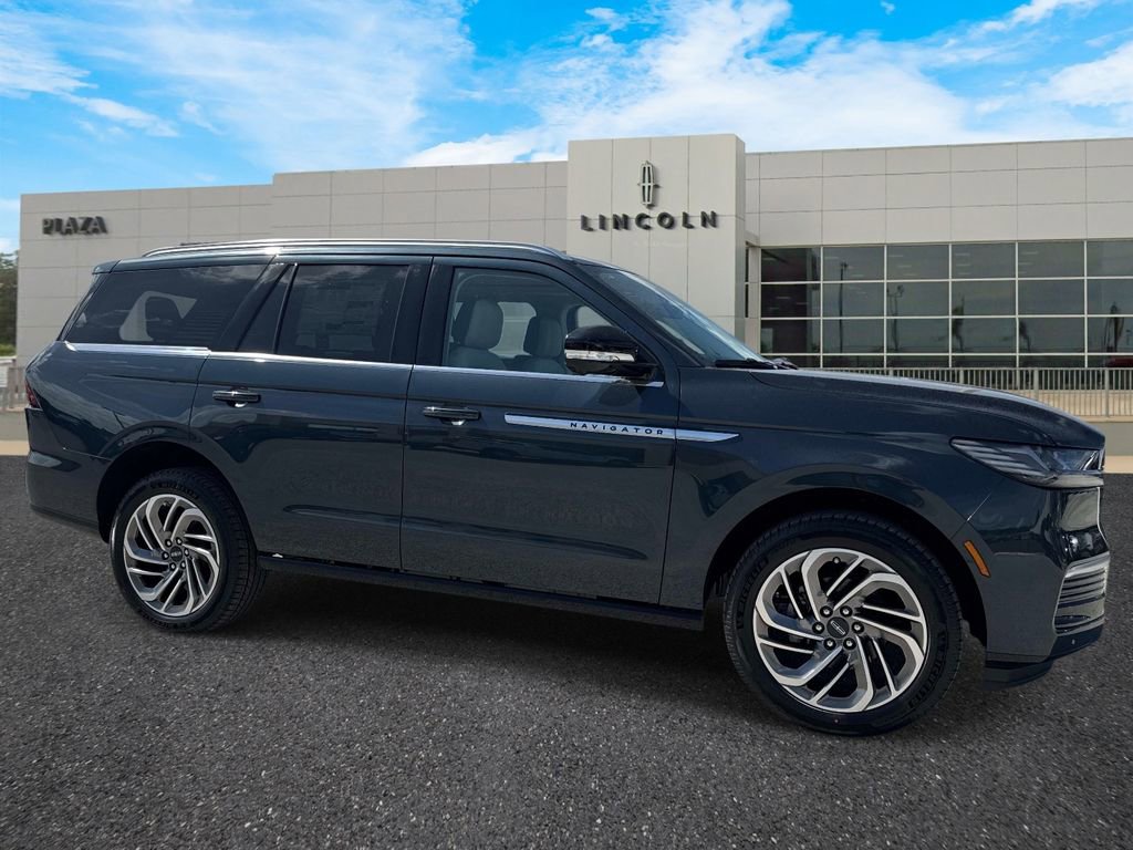 New 2026 Lincoln Navigator Reserve image 1