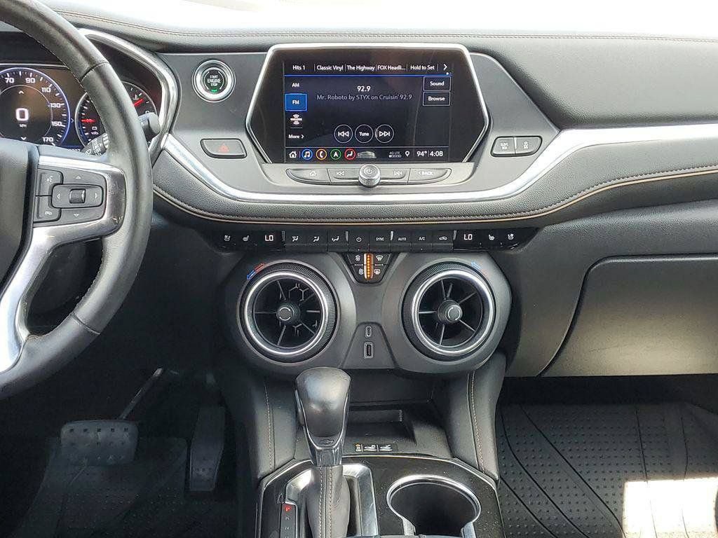 Used 2019 Chevrolet Blazer Premier w/ Sun and Wheels Package AWD/4WD image 29