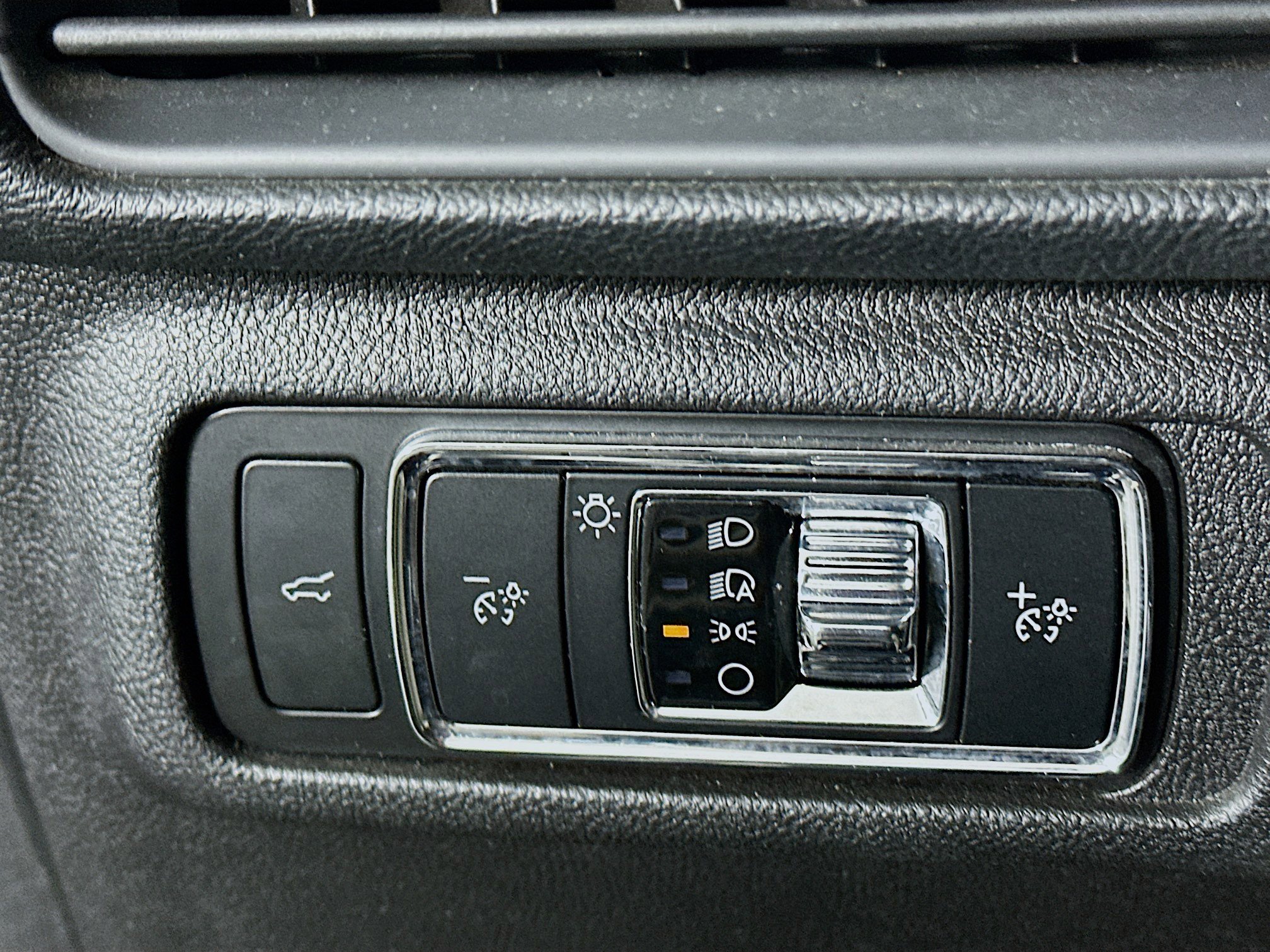 Used 2024 Lincoln Corsair Reserve w/ Equipment Group 201A image 17