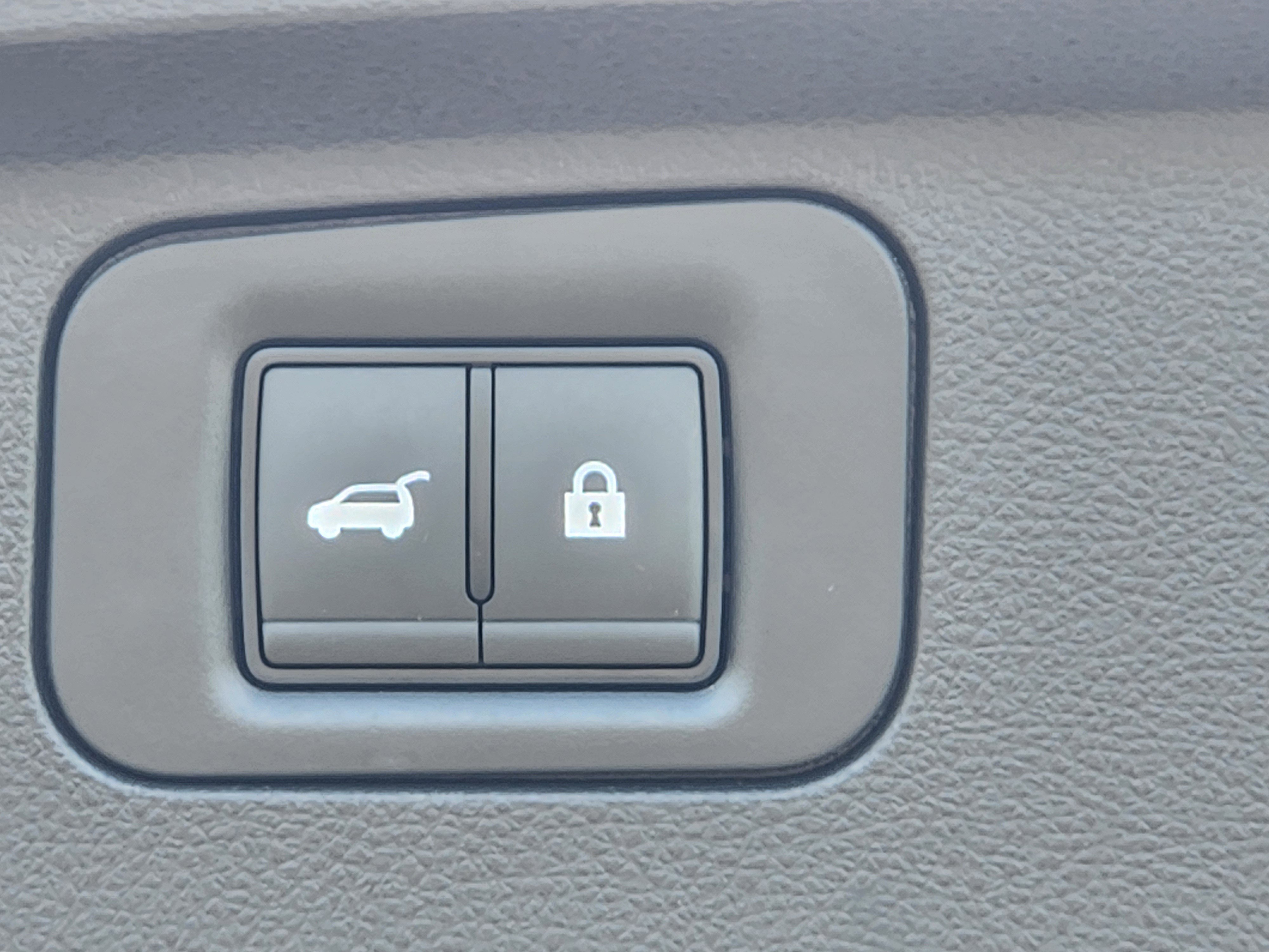 New 2026 Nissan Armada SL image 13