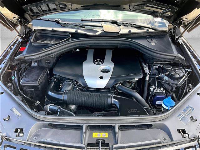 Used 2015 Mercedes-Benz ML 250 BlueTEC 4MATIC image 10