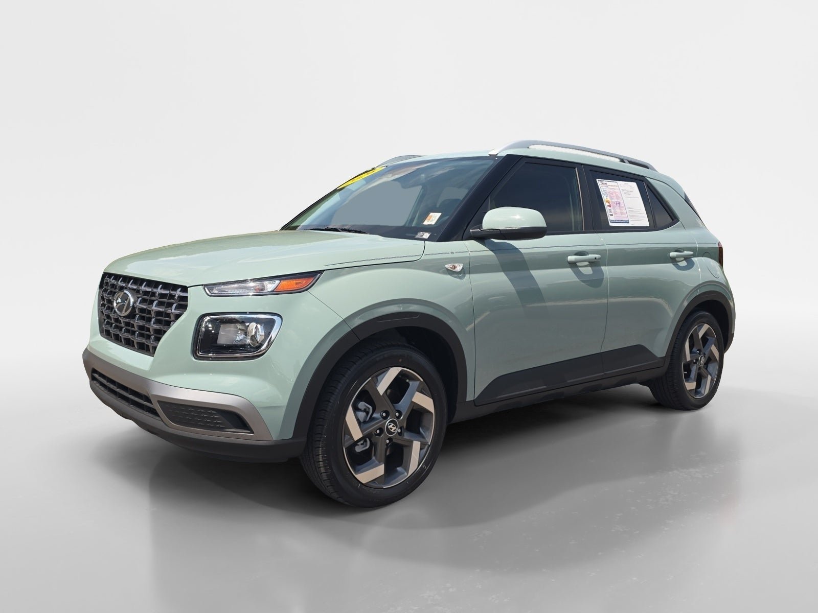 Used 2026 Hyundai Venue SEL FWD image 7