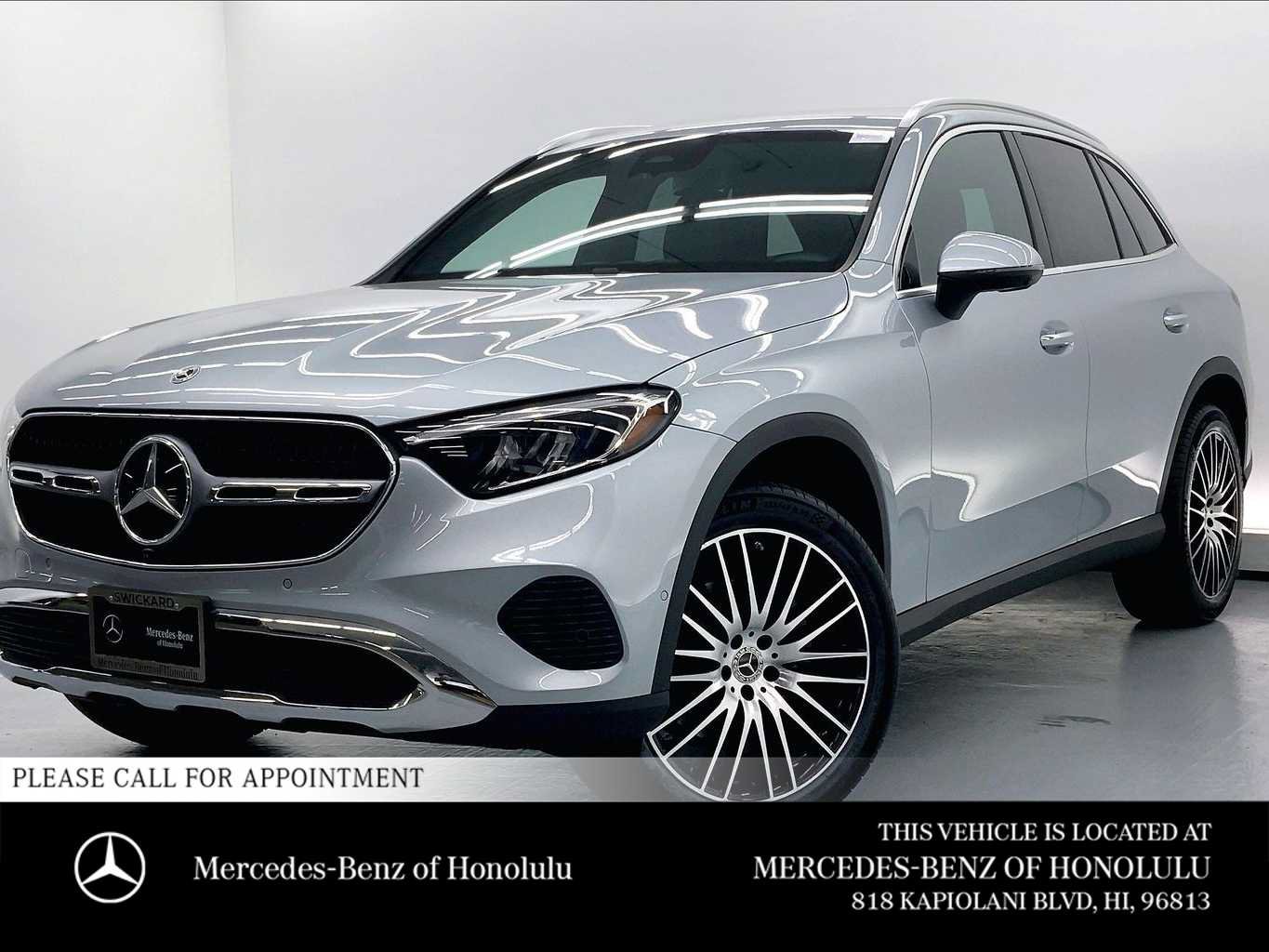 Used 2026 Mercedes-Benz GLC 300 image 1