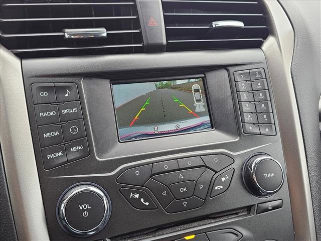 Used 2018 Ford Fusion SE FWD image 24