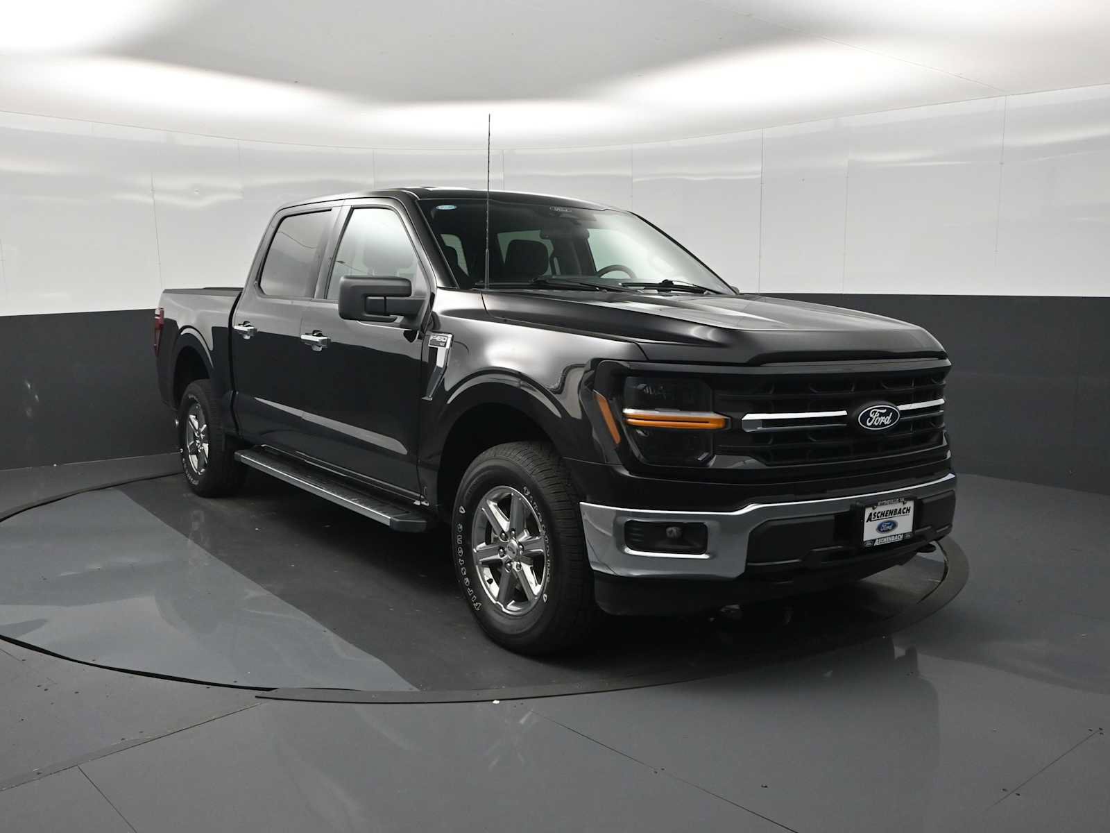 Used 2025 Ford F150 XLT w/ Equipment Group 301A Standard AWD/4WD image 2