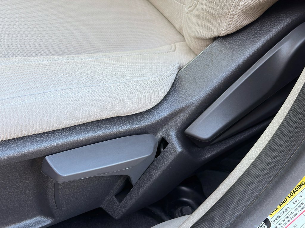 Used 2016 Ford Focus Electric Hatchback image 6