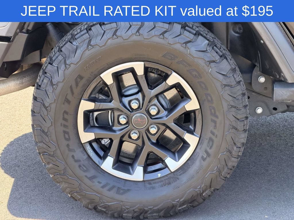 Used 2025 Jeep Wrangler Unlimited Rubicon w/ Safety Group AWD/4WD image 10