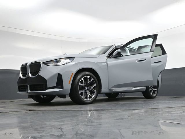 Used 2025 BMW X3 xDrive30i image 42