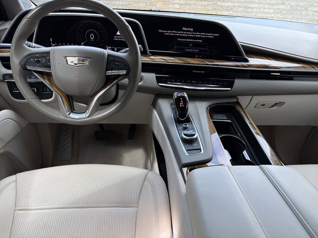 Certified 2021 Cadillac Escalade Premium Luxury Platinum image 25