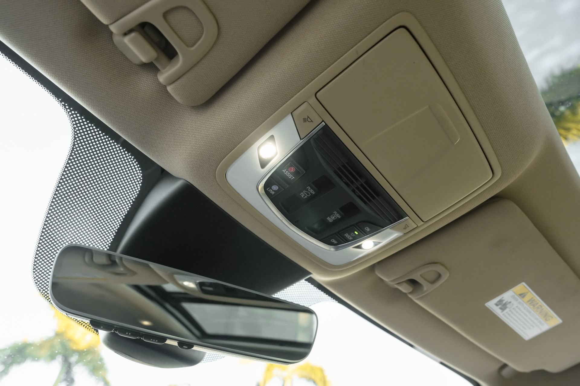 Used 2022 Acura MDX FWD image 21