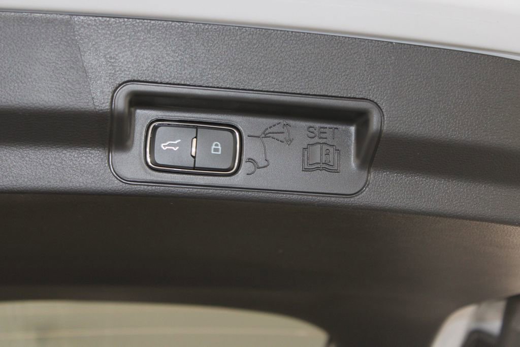 New 2026 Ford Explorer ST image 17