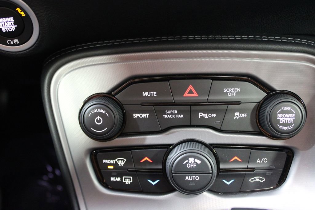 Used 2023 Dodge Challenger R/T w/ Blacktop Package image 38