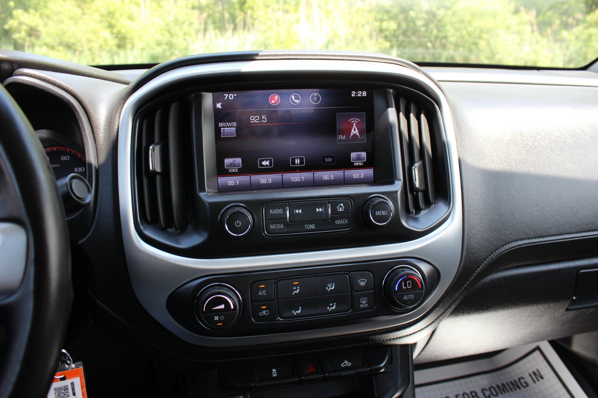 Used 2015 GMC Canyon SLE w/ SLE Convenience Package RWD image 26