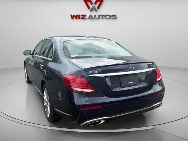 Used 2017 Mercedes-Benz E 300 4MATIC image 3