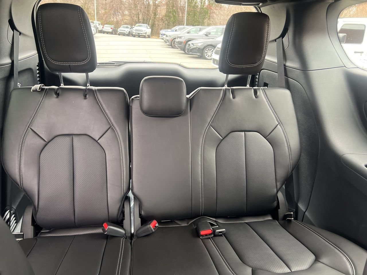 New 2026 Chrysler Pacifica Select w/ S Appearance Package FWD image 21
