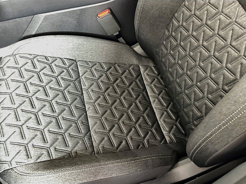 New 2026 Nissan Kicks SV w/ Cold Weather Package FWD image 19