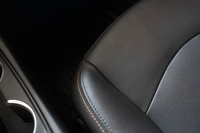 Used 2020 Chevrolet Equinox LT w/ Sport Edition FWD image 31