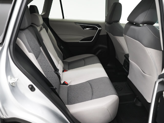 Used 2022 Toyota RAV4 XLE w/ Convenience Package AWD/4WD image 43