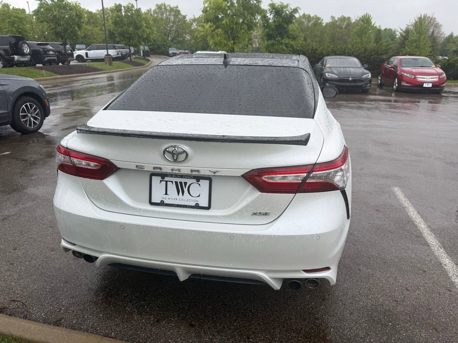 Used 2020 Toyota Camry XSE FWD image 6