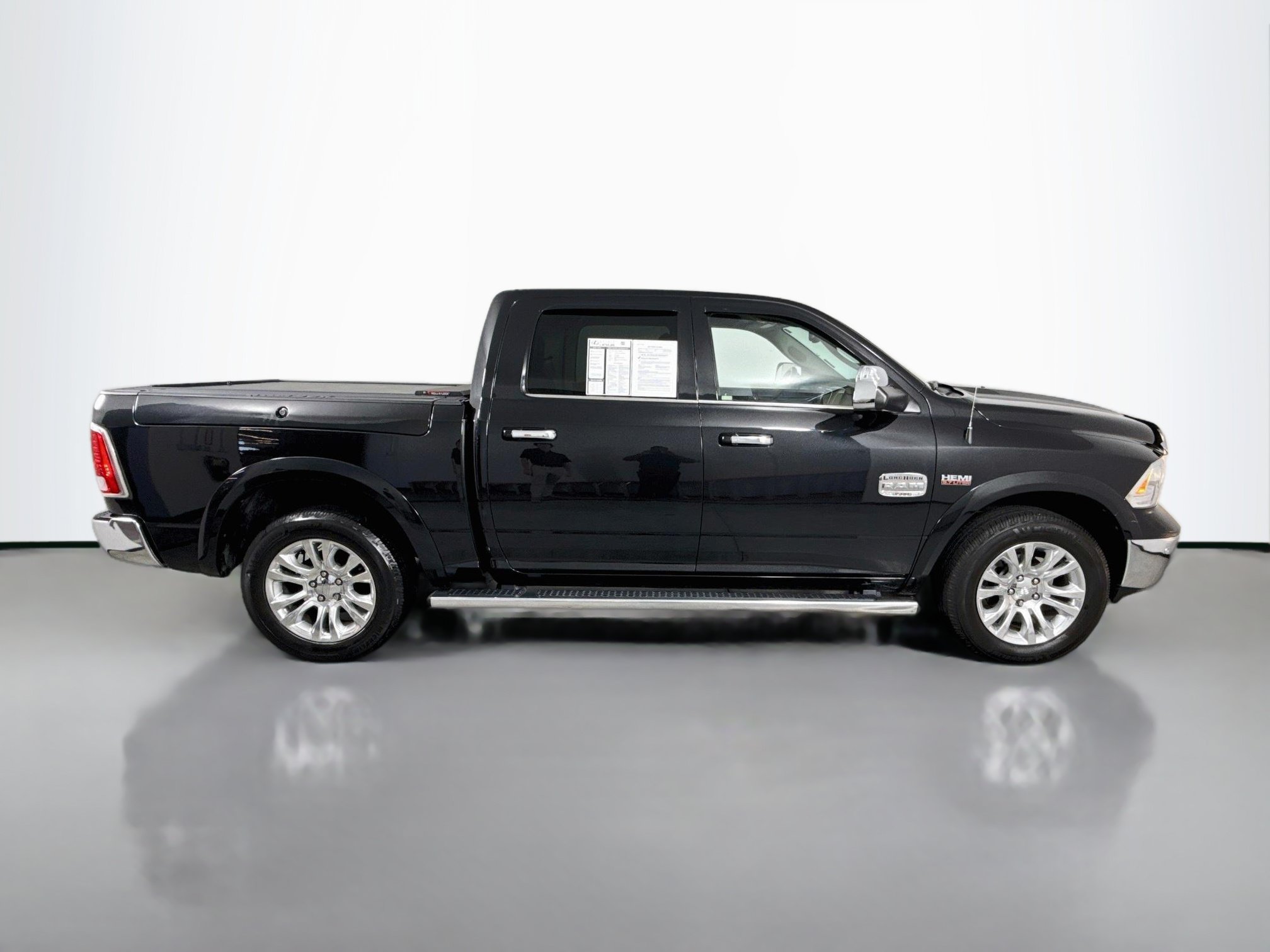 Used 2017 RAM 1500 Laramie Longhorn AWD/4WD image 8