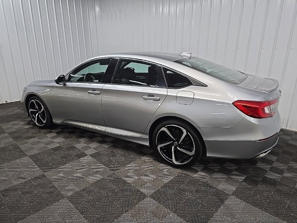 Used 2019 Honda Accord Sport image 4