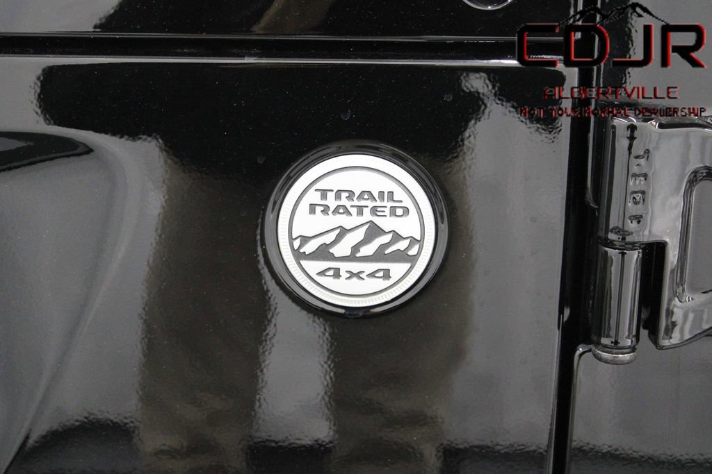 Used 2024 Jeep Wrangler Sahara w/ Technology Group image 43