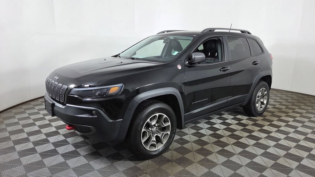 Used 2020 Jeep Cherokee Trailhawk AWD/4WD image 3