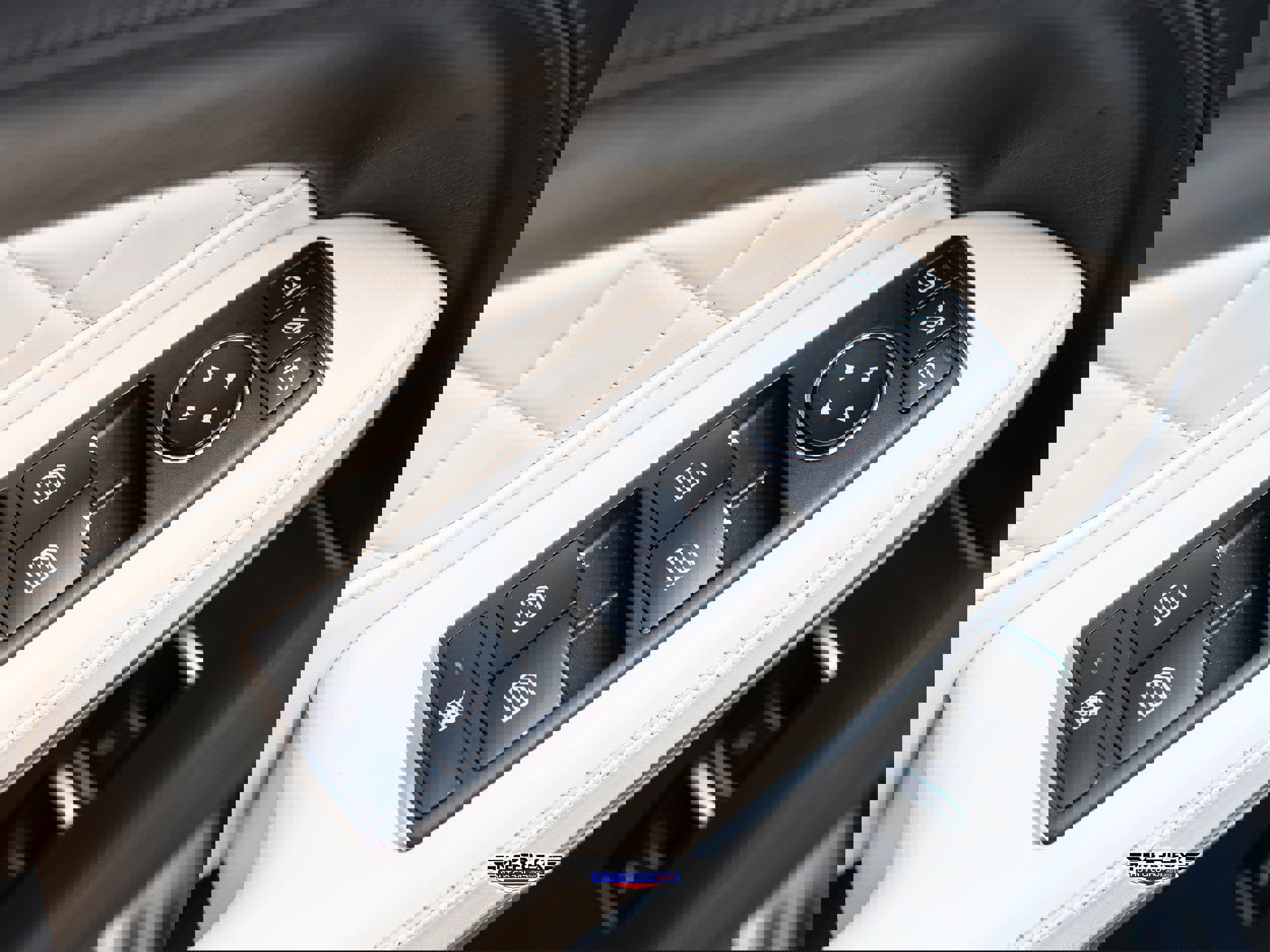 Used 2017 Mercedes-Benz GLS 550 4MATIC image 44