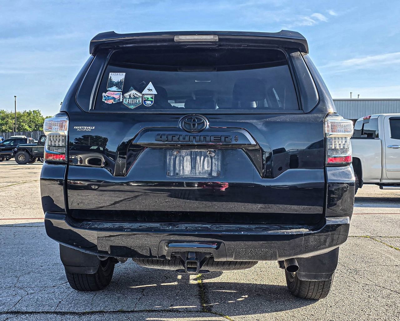 Used 2024 Toyota 4Runner SR5 AWD/4WD image 5