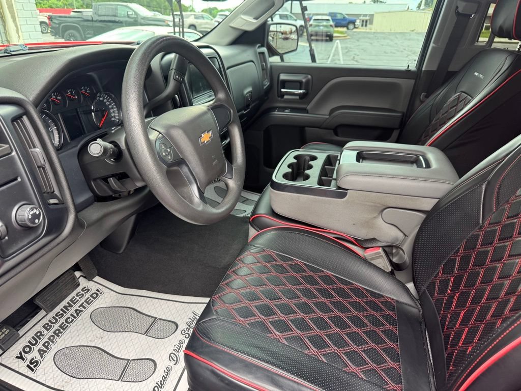 Used 2018 Chevrolet Silverado 1500 Custom w/ Custom Value Package RWD image 13