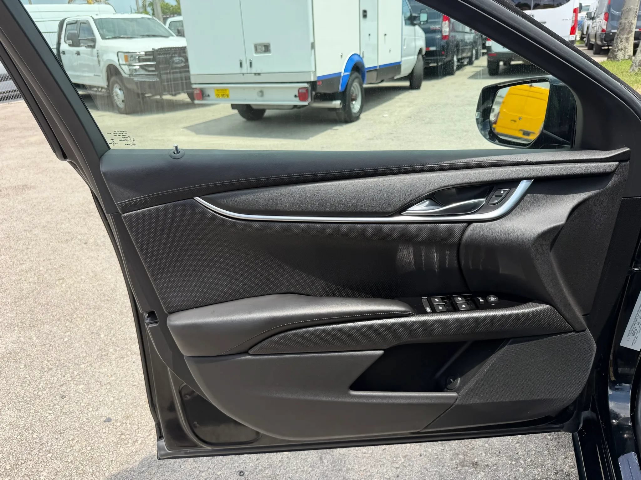 Used 2016 Cadillac XTS FWD image 9