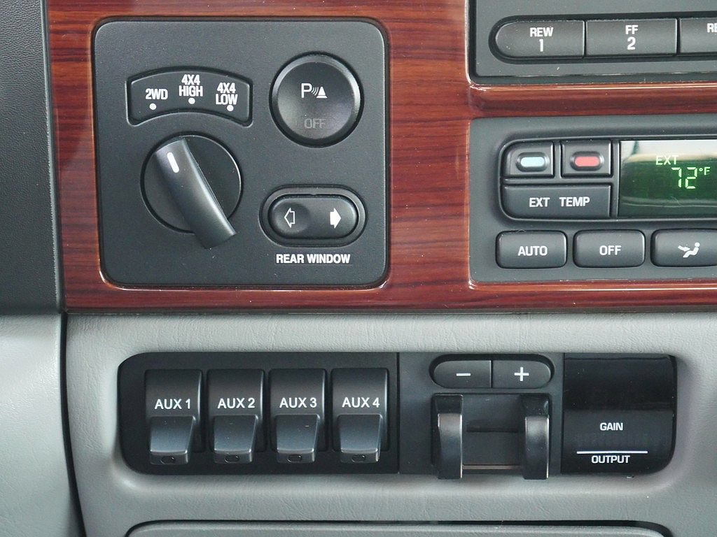 Used 2006 Ford F250 Lariat AWD/4WD image 22