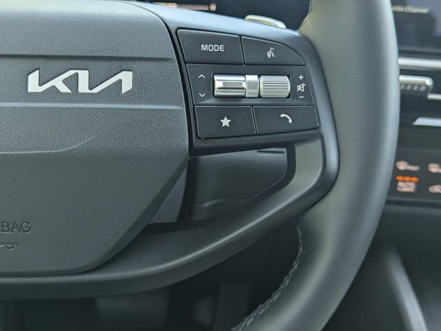 Used 2026 Kia Sportage LX FWD image 22