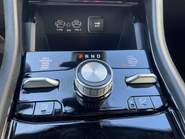 Used 2025 Jeep Grand Cherokee Summit w/ Obsidian Package AWD/4WD image 30
